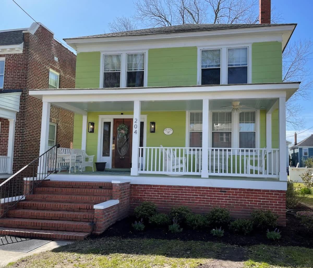 Key Lime Cottage Steps From Cape Charles Beach Exterior photo