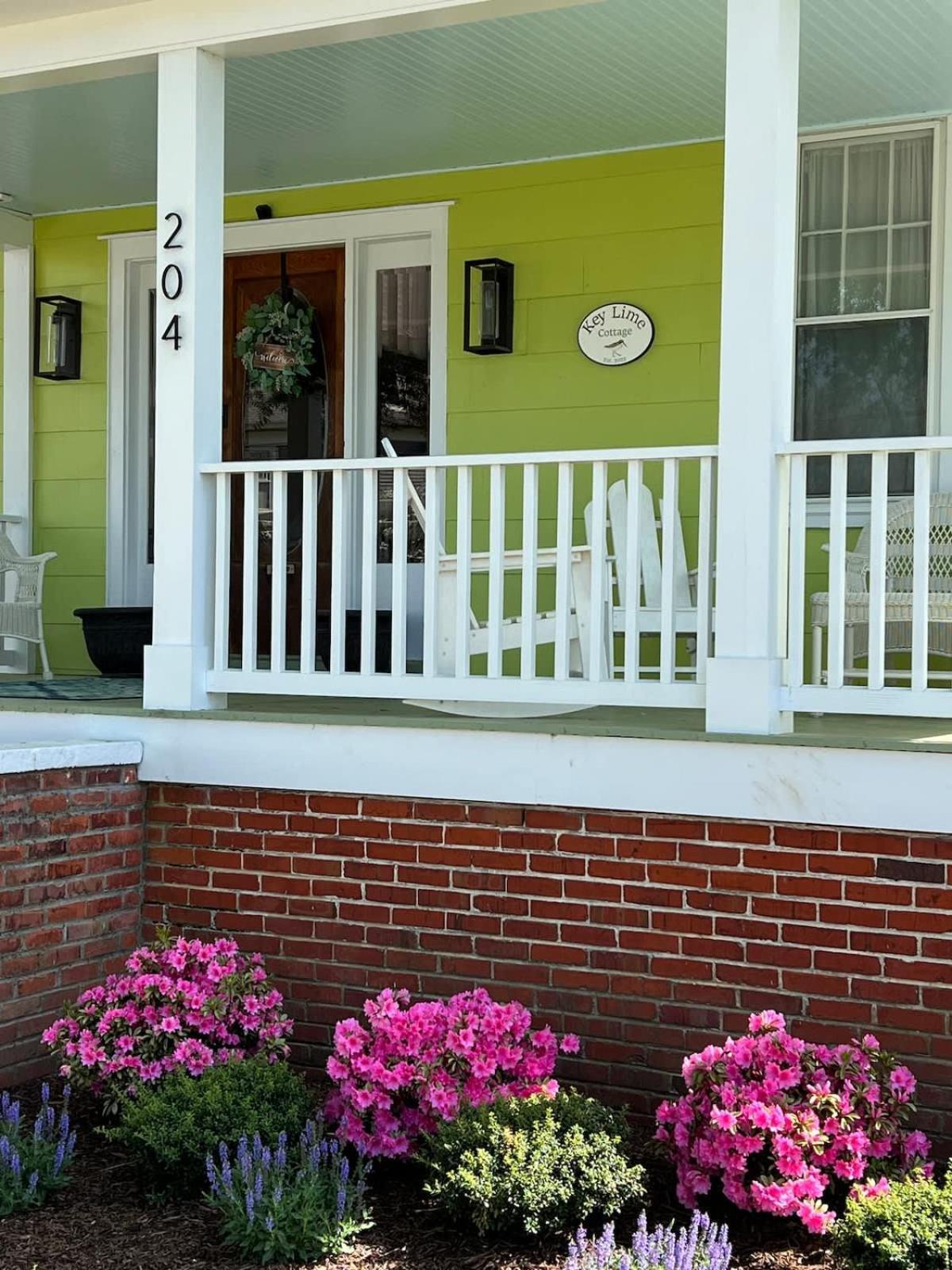 Key Lime Cottage Steps From Cape Charles Beach Exterior photo